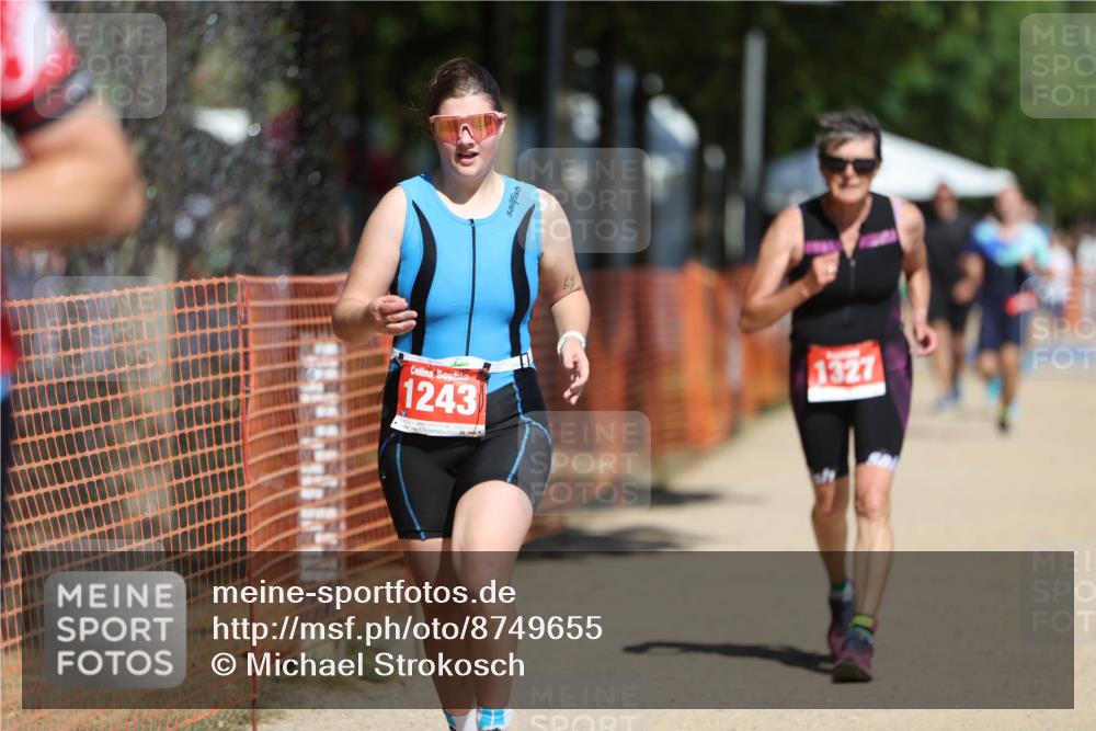 07.09.2025 - 19. Norderstedt Triathlon Michael Strokosch http://msf.ph/oto/8749655 07.09.2025 12:42:00 Laufen 741, 756, 800, 1243, 1327 meine-sportfotos.de