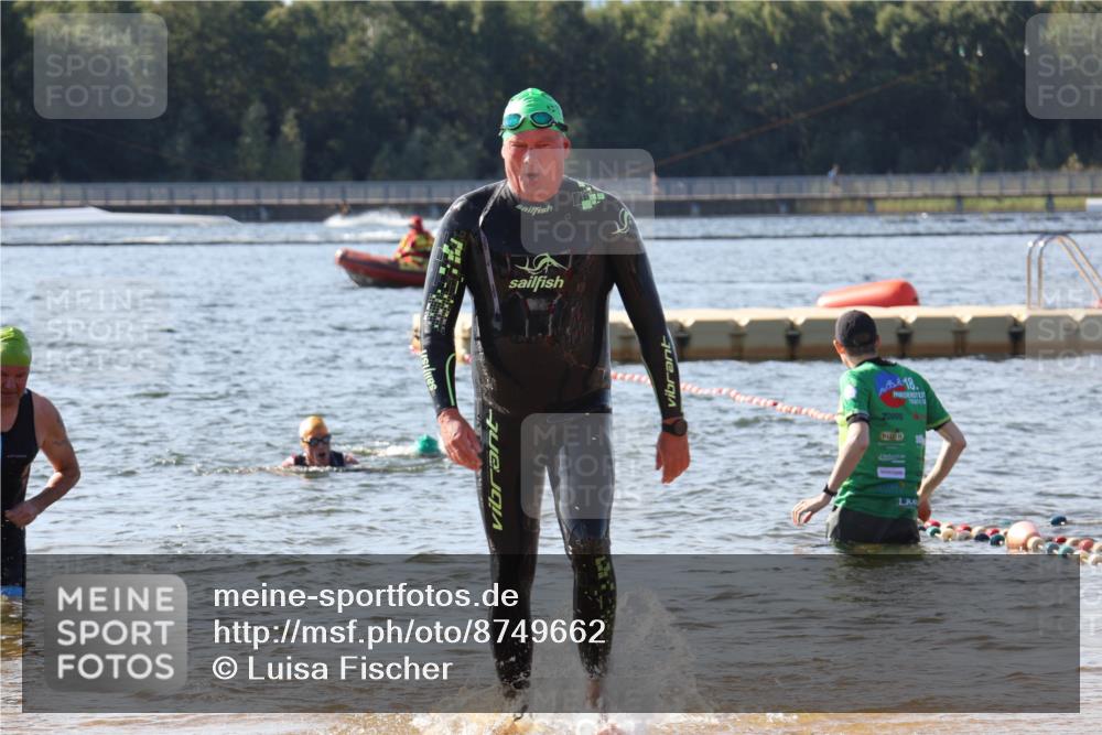 07.09.2025 - 19. Norderstedt Triathlon Luisa Fischer http://msf.ph/oto/8749662 07.09.2025 10:58:04 Schwimmen 710 meine-sportfotos.de