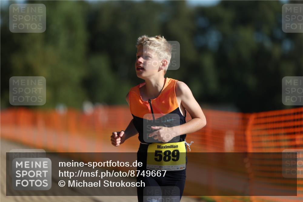 07.09.2025 - 19. Norderstedt Triathlon Michael Strokosch http://msf.ph/oto/8749667 07.09.2025 09:49:42 Laufen 589 meine-sportfotos.de