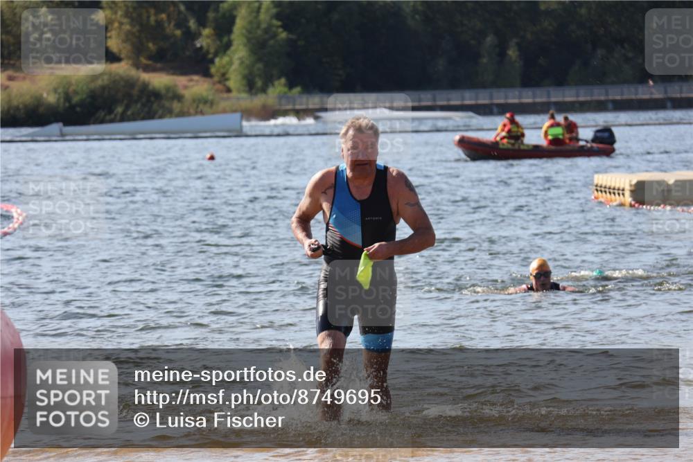 07.09.2025 - 19. Norderstedt Triathlon Luisa Fischer http://msf.ph/oto/8749695 07.09.2025 10:58:07 Schwimmen 152, 710 meine-sportfotos.de