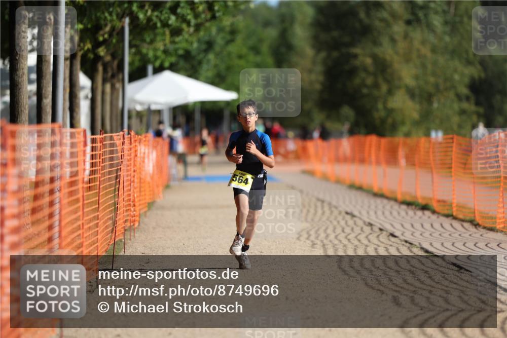 07.09.2025 - 19. Norderstedt Triathlon Michael Strokosch http://msf.ph/oto/8749696 07.09.2025 09:49:52 Laufen 564 meine-sportfotos.de
