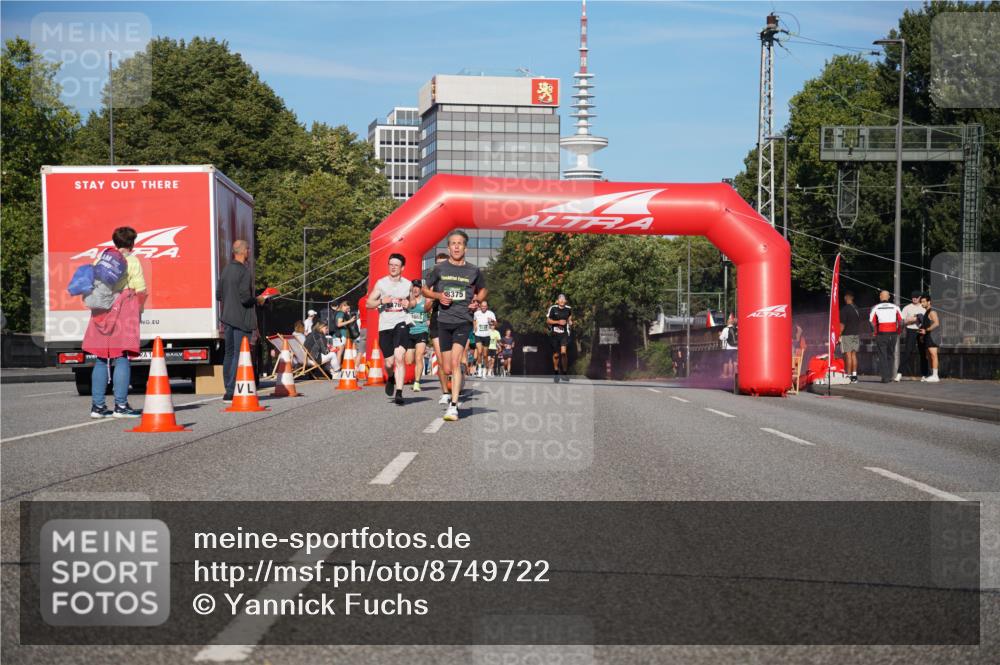 07.09.2025 - BARMER Alsterlauf Yannick Fuchs http://msf.ph/oto/8749722 07.09.2025 09:34:26 Laufen 1, 8375 meine-sportfotos.de