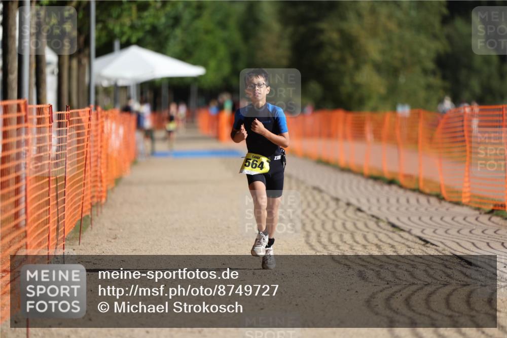 07.09.2025 - 19. Norderstedt Triathlon Michael Strokosch http://msf.ph/oto/8749727 07.09.2025 09:49:54 Laufen 564 meine-sportfotos.de