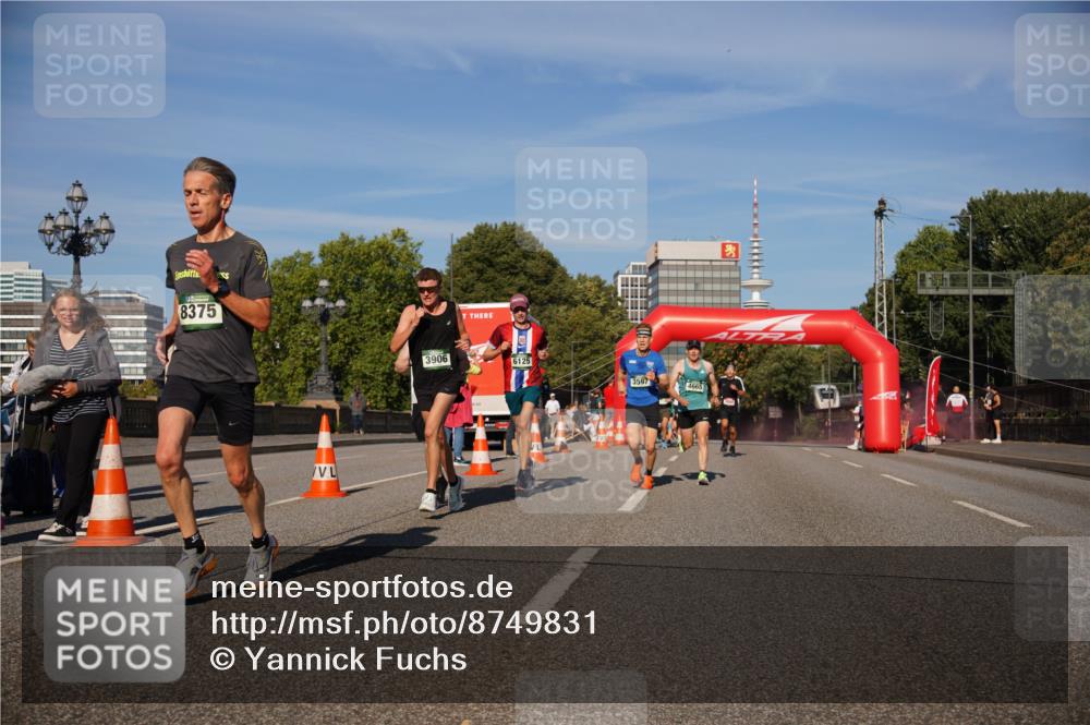 07.09.2025 - BARMER Alsterlauf Yannick Fuchs http://msf.ph/oto/8749831 07.09.2025 09:34:30 Laufen 8375, 3906, 6125, 3597, 46641 meine-sportfotos.de