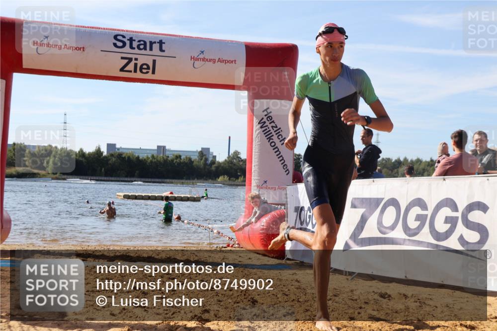 07.09.2025 - 19. Norderstedt Triathlon Luisa Fischer http://msf.ph/oto/8749902 07.09.2025 10:59:38 Schwimmen 1190 meine-sportfotos.de