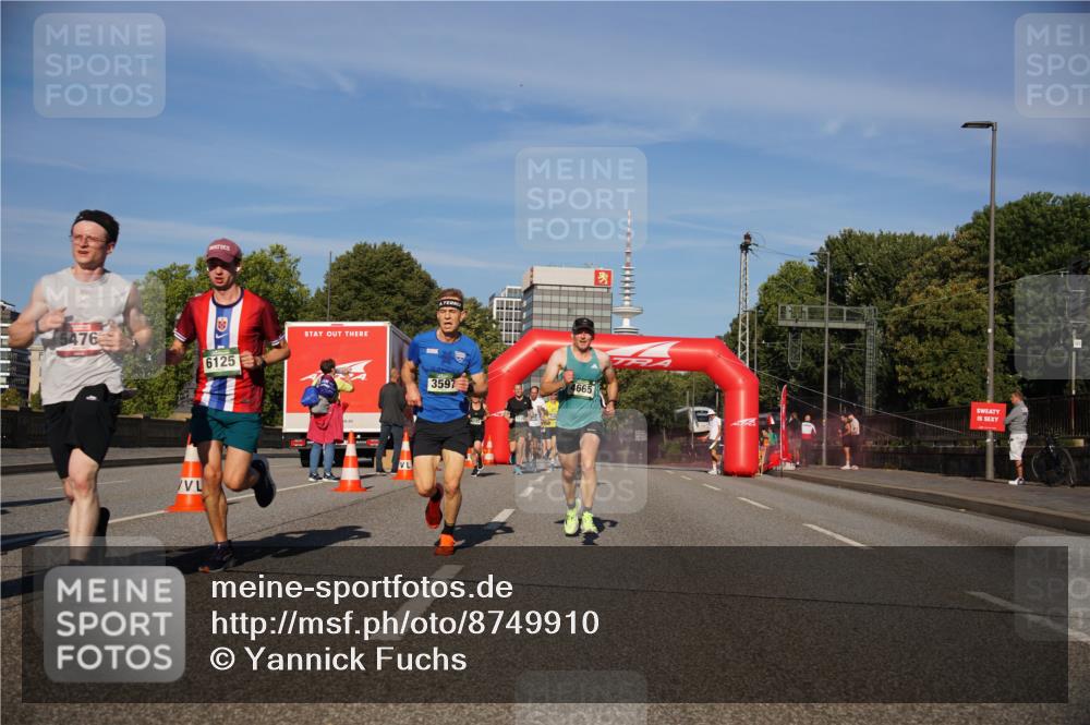 07.09.2025 - BARMER Alsterlauf Yannick Fuchs http://msf.ph/oto/8749910 07.09.2025 09:34:31 Laufen 476, 6125, 3597, 4665 meine-sportfotos.de