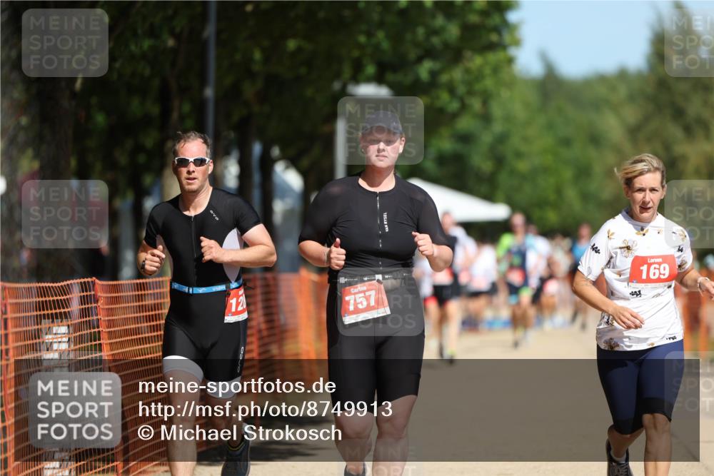 07.09.2025 - 19. Norderstedt Triathlon Michael Strokosch http://msf.ph/oto/8749913 07.09.2025 12:42:23 Laufen 169, 757, 793, 1280, 1300 meine-sportfotos.de