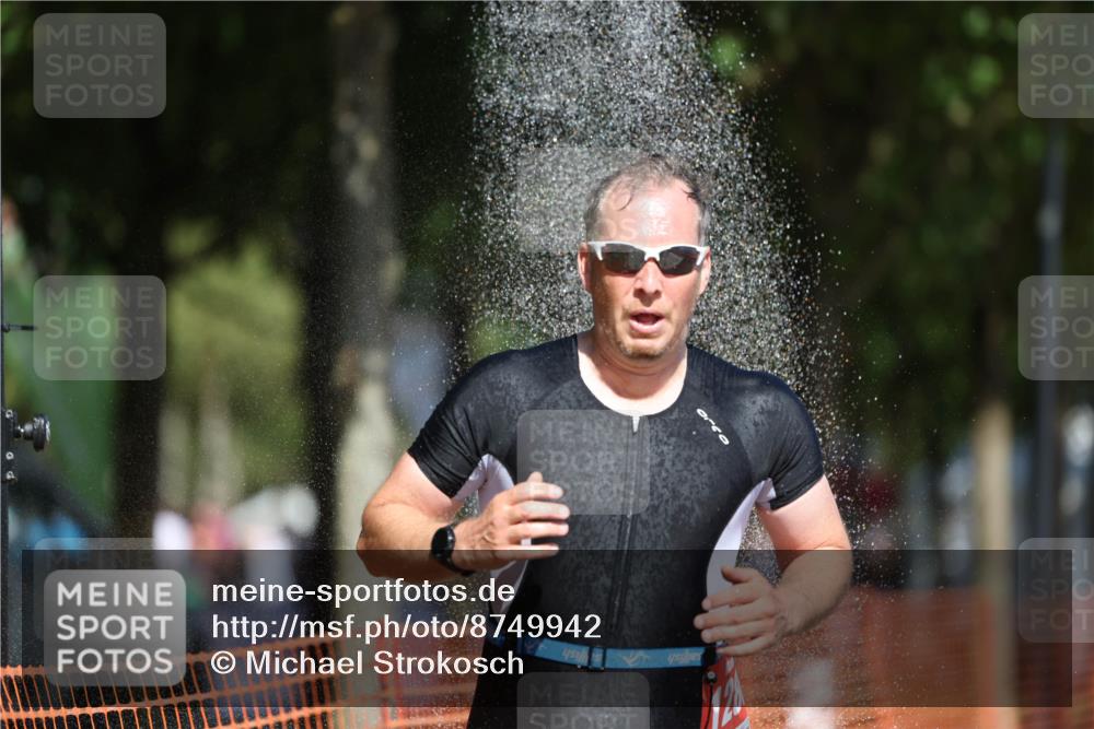 07.09.2025 - 19. Norderstedt Triathlon Michael Strokosch http://msf.ph/oto/8749942 07.09.2025 12:42:25 Laufen 169, 292, 757, 1280 meine-sportfotos.de