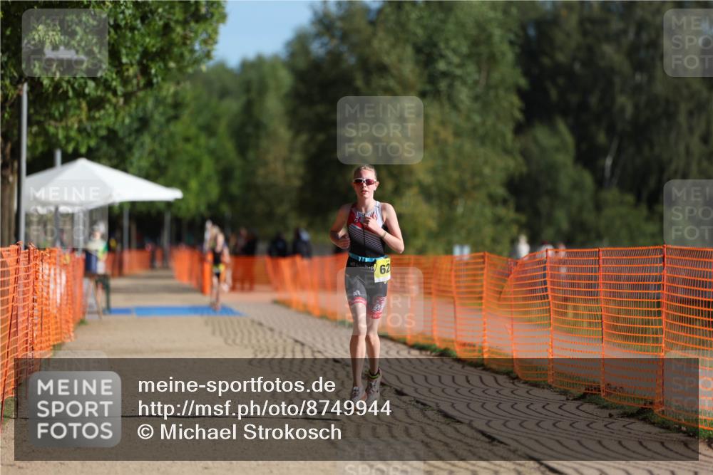 07.09.2025 - 19. Norderstedt Triathlon Michael Strokosch http://msf.ph/oto/8749944 07.09.2025 09:50:35 Laufen 628 meine-sportfotos.de