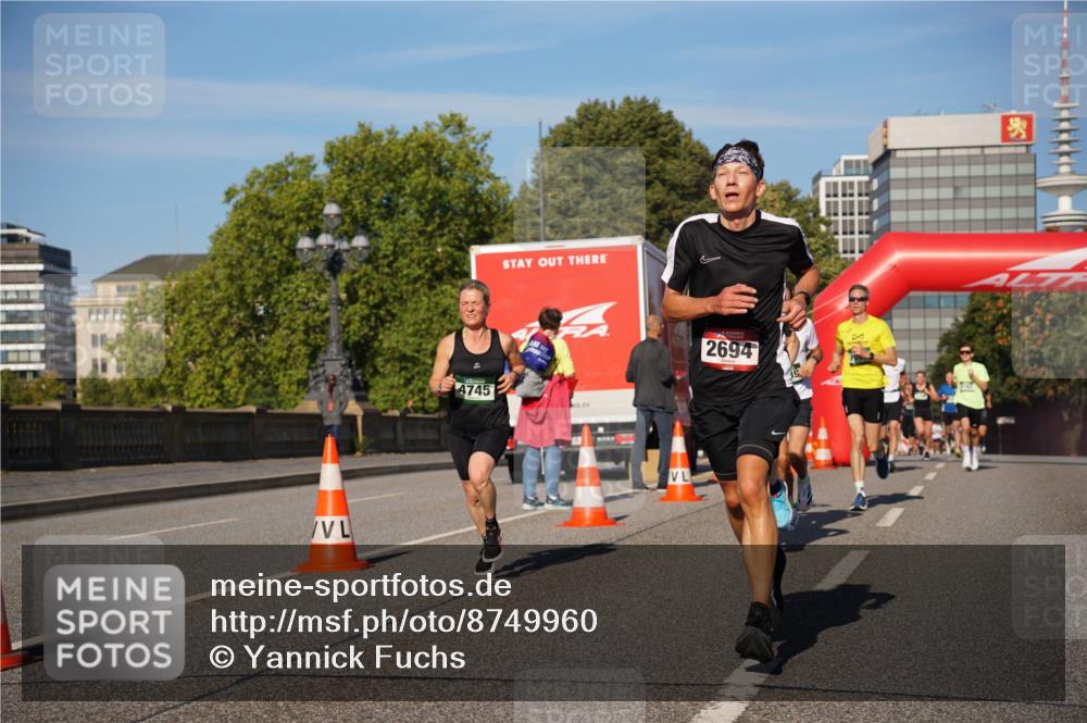 07.09.2025 - BARMER Alsterlauf Yannick Fuchs http://msf.ph/oto/8749960 07.09.2025 09:34:34 Laufen 2694, 4745 meine-sportfotos.de
