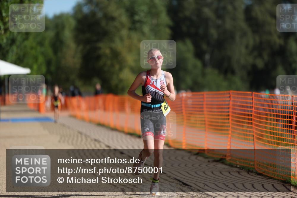 07.09.2025 - 19. Norderstedt Triathlon Michael Strokosch http://msf.ph/oto/8750001 07.09.2025 09:50:38 Laufen 628 meine-sportfotos.de