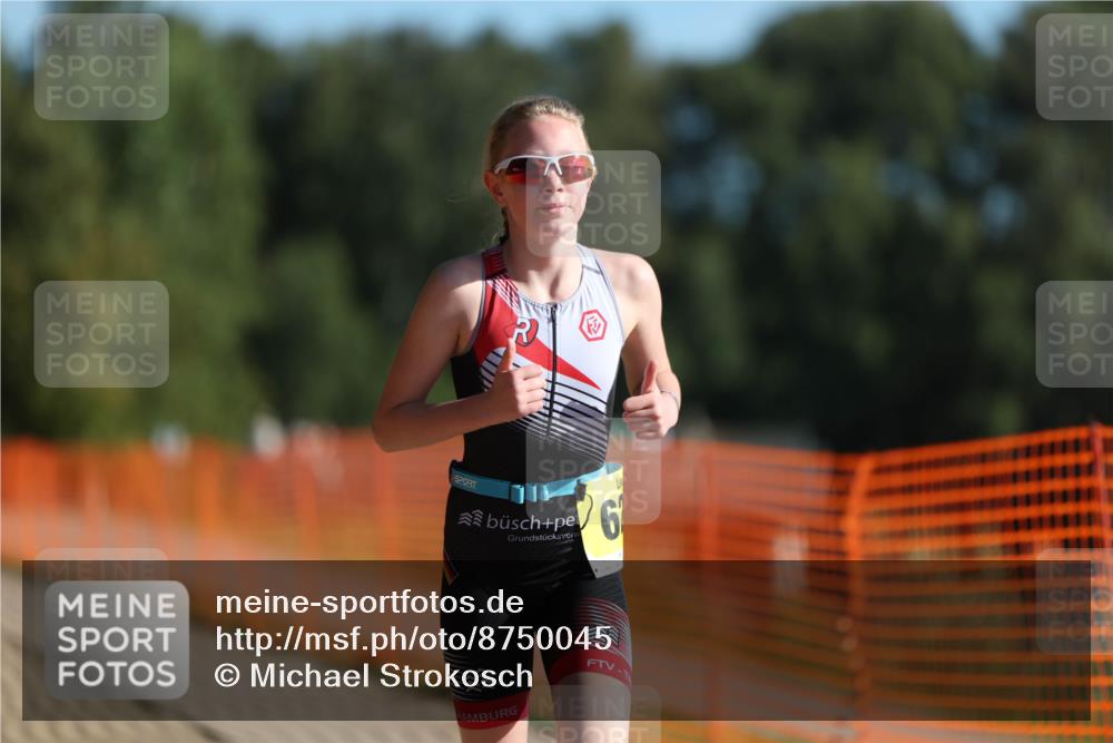 07.09.2025 - 19. Norderstedt Triathlon Michael Strokosch http://msf.ph/oto/8750045 07.09.2025 09:50:40 Laufen 628 meine-sportfotos.de