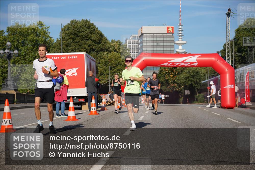 07.09.2025 - BARMER Alsterlauf Yannick Fuchs http://msf.ph/oto/8750116 07.09.2025 09:34:40 Laufen 2106, 3163, 55831, 250 meine-sportfotos.de