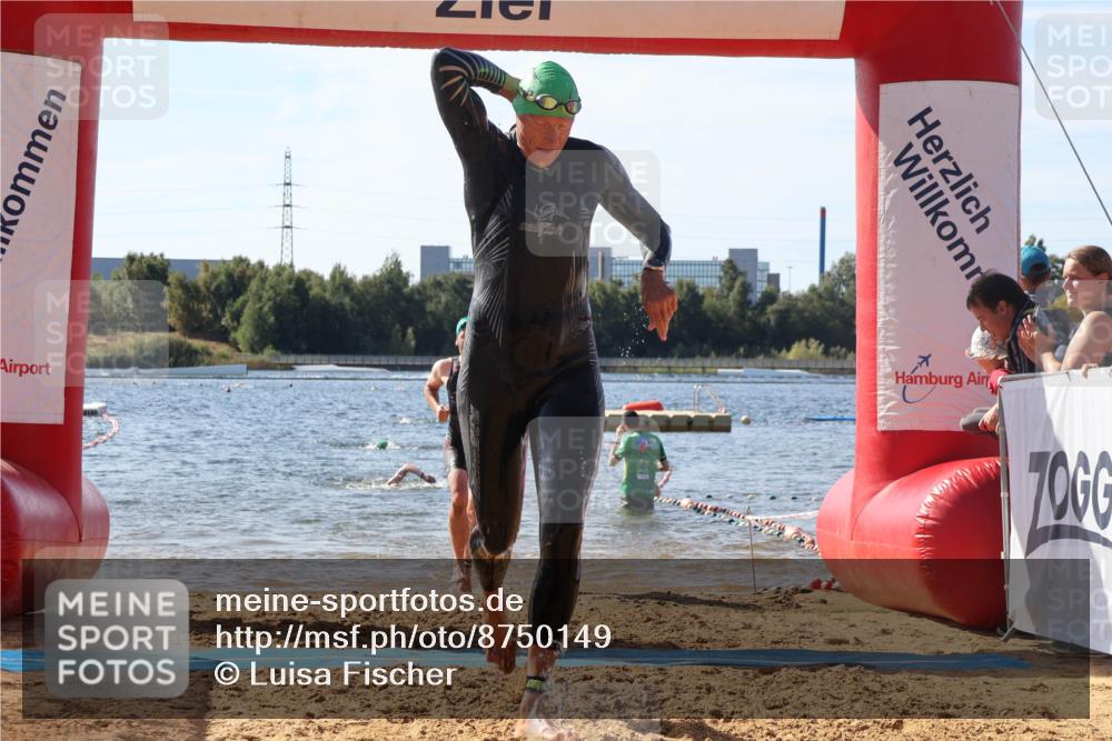 07.09.2025 - 19. Norderstedt Triathlon Luisa Fischer http://msf.ph/oto/8750149 07.09.2025 11:14:13 Schwimmen 746, 787 meine-sportfotos.de