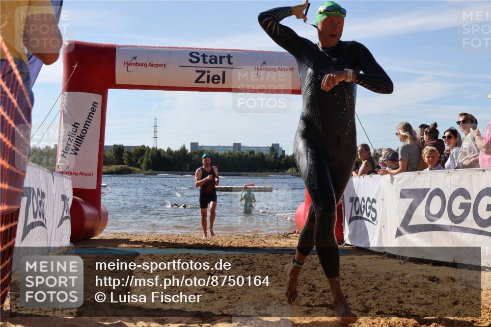 07.09.2025 - 19. Norderstedt Triathlon Luisa Fischer http://msf.ph/oto/8750164 07.09.2025 11:14:15 Schwimmen 746, 787 meine-sportfotos.de