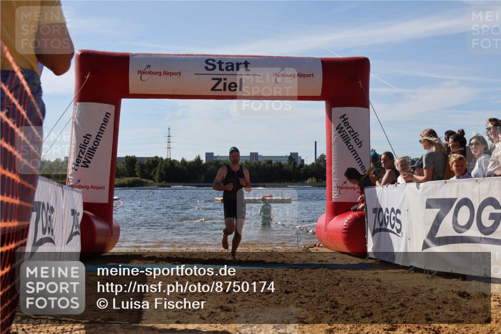 07.09.2025 - 19. Norderstedt Triathlon Luisa Fischer http://msf.ph/oto/8750174 07.09.2025 11:14:16 Schwimmen 746, 787 meine-sportfotos.de