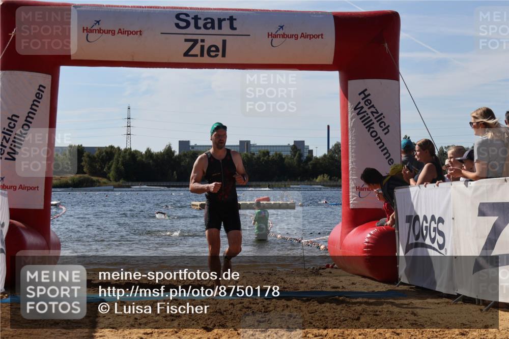 07.09.2025 - 19. Norderstedt Triathlon Luisa Fischer http://msf.ph/oto/8750178 07.09.2025 11:14:16 Schwimmen 746, 787 meine-sportfotos.de