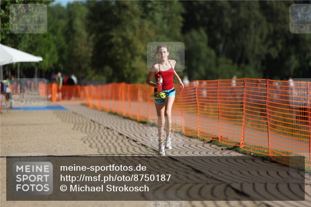 07.09.2025 - 19. Norderstedt Triathlon Michael Strokosch http://msf.ph/oto/8750187 07.09.2025 09:52:45 Laufen 620 meine-sportfotos.de