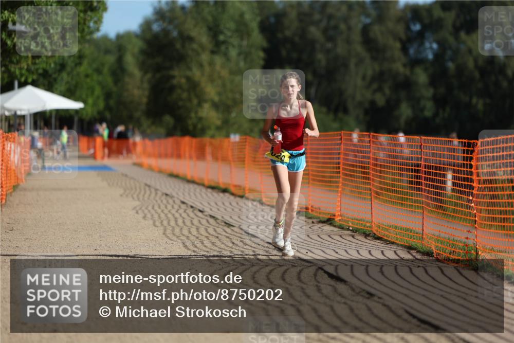 07.09.2025 - 19. Norderstedt Triathlon Michael Strokosch http://msf.ph/oto/8750202 07.09.2025 09:52:46 Laufen 620 meine-sportfotos.de