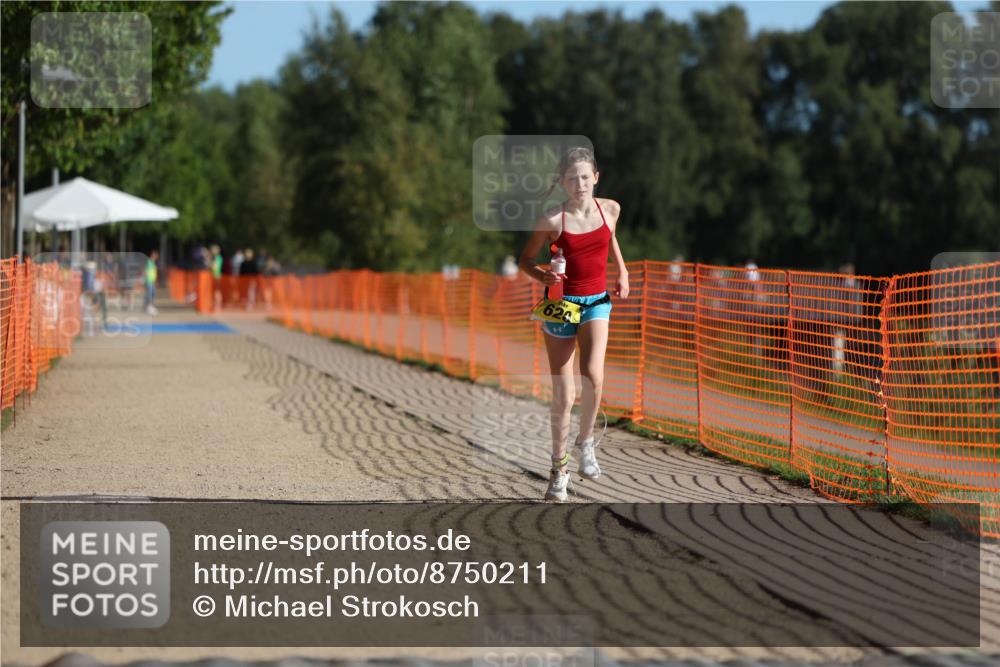 07.09.2025 - 19. Norderstedt Triathlon Michael Strokosch http://msf.ph/oto/8750211 07.09.2025 09:52:47 Laufen 620 meine-sportfotos.de