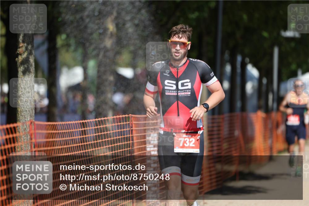 07.09.2025 - 19. Norderstedt Triathlon Michael Strokosch http://msf.ph/oto/8750248 07.09.2025 12:43:09 Laufen 732, 1294, 1351 meine-sportfotos.de