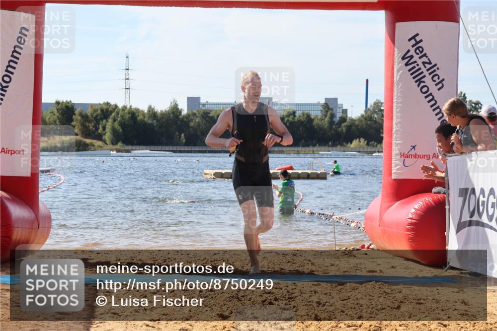 07.09.2025 - 19. Norderstedt Triathlon Luisa Fischer http://msf.ph/oto/8750249 07.09.2025 11:14:28 Schwimmen 154, 746 meine-sportfotos.de