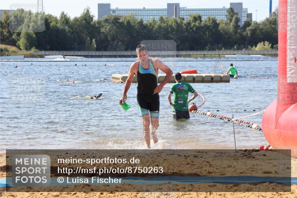 07.09.2025 - 19. Norderstedt Triathlon Luisa Fischer http://msf.ph/oto/8750263 07.09.2025 11:14:44 Schwimmen 1332 meine-sportfotos.de
