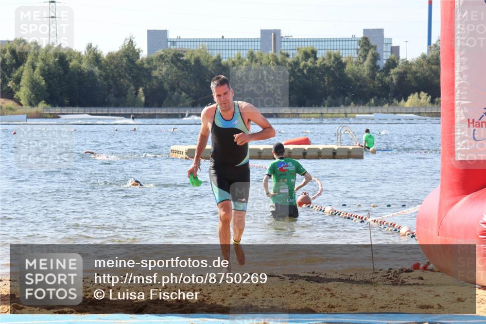 07.09.2025 - 19. Norderstedt Triathlon Luisa Fischer http://msf.ph/oto/8750269 07.09.2025 11:14:45 Schwimmen 1332 meine-sportfotos.de