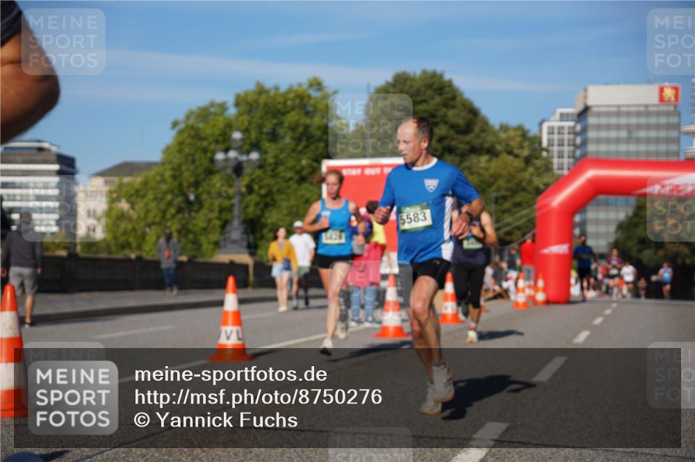 07.09.2025 - BARMER Alsterlauf Yannick Fuchs http://msf.ph/oto/8750276 07.09.2025 09:34:44 Laufen 5583 meine-sportfotos.de
