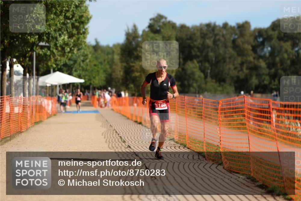 07.09.2025 - 19. Norderstedt Triathlon Michael Strokosch http://msf.ph/oto/8750283 07.09.2025 10:29:42 Laufen 1148 meine-sportfotos.de