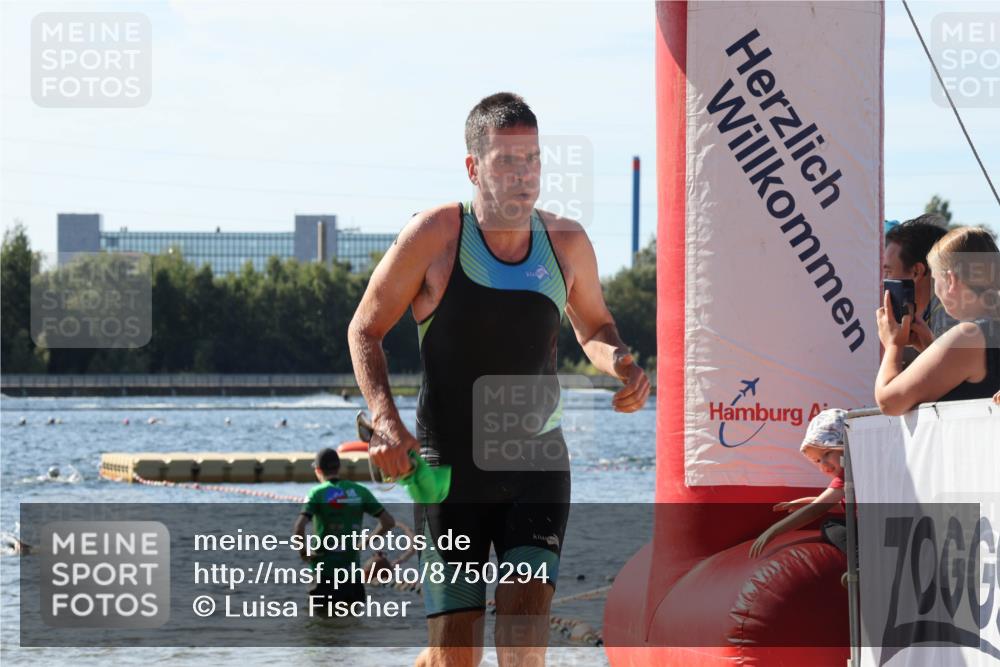07.09.2025 - 19. Norderstedt Triathlon Luisa Fischer http://msf.ph/oto/8750294 07.09.2025 11:14:48 Schwimmen 1332 meine-sportfotos.de