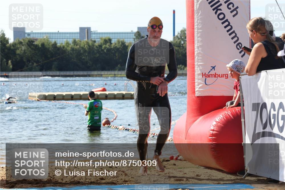 07.09.2025 - 19. Norderstedt Triathlon Luisa Fischer http://msf.ph/oto/8750309 07.09.2025 11:15:06 Schwimmen 819 meine-sportfotos.de