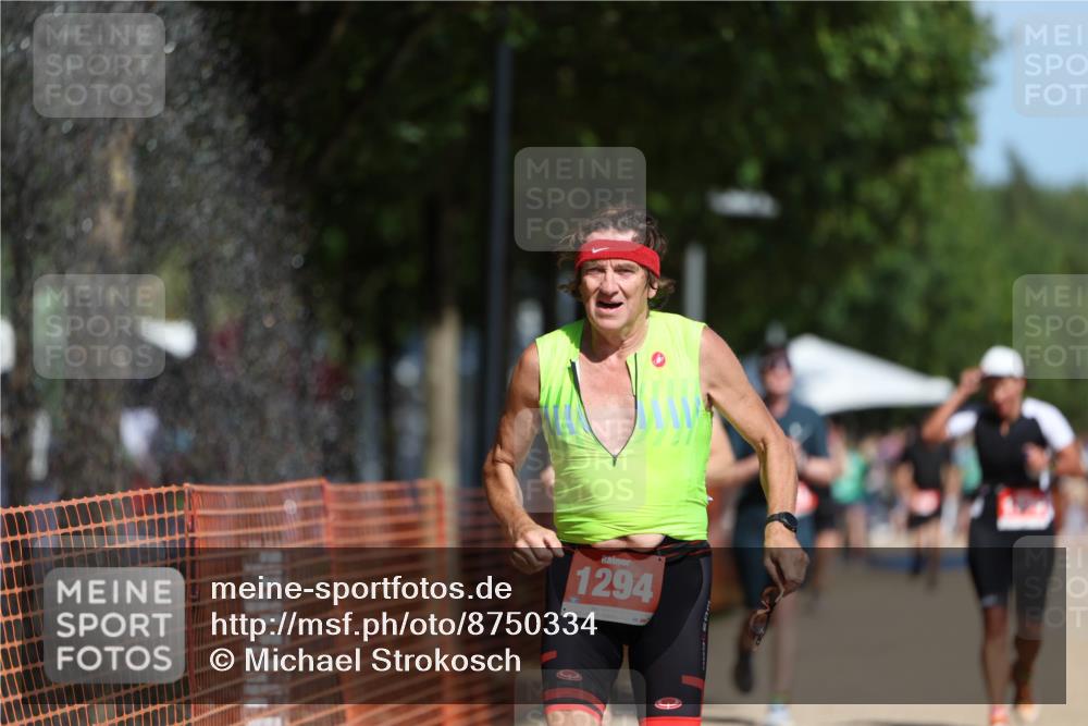 07.09.2025 - 19. Norderstedt Triathlon Michael Strokosch http://msf.ph/oto/8750334 07.09.2025 12:43:13 Laufen 732, 818, 1294, 1351, 1379 meine-sportfotos.de