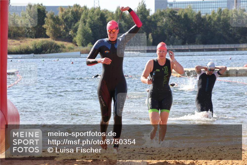 07.09.2025 - 19. Norderstedt Triathlon Luisa Fischer http://msf.ph/oto/8750354 07.09.2025 11:15:35 Schwimmen 768, 1258, 1333 meine-sportfotos.de
