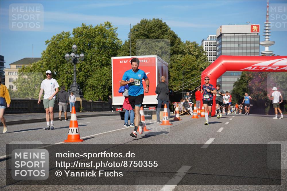 07.09.2025 - BARMER Alsterlauf Yannick Fuchs http://msf.ph/oto/8750355 07.09.2025 09:34:51 Laufen 5358, 4687, 6381 meine-sportfotos.de