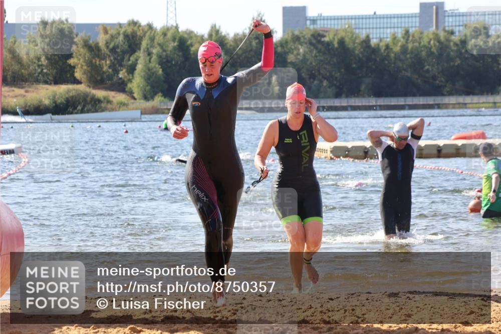 07.09.2025 - 19. Norderstedt Triathlon Luisa Fischer http://msf.ph/oto/8750357 07.09.2025 11:15:35 Schwimmen 768, 1258, 1333 meine-sportfotos.de