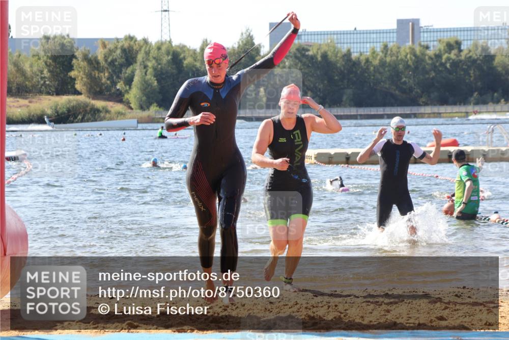07.09.2025 - 19. Norderstedt Triathlon Luisa Fischer http://msf.ph/oto/8750360 07.09.2025 11:15:35 Schwimmen 768, 1258, 1333 meine-sportfotos.de