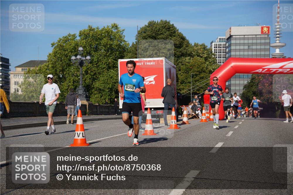 07.09.2025 - BARMER Alsterlauf Yannick Fuchs http://msf.ph/oto/8750368 07.09.2025 09:34:51 Laufen 8358, 4687 meine-sportfotos.de