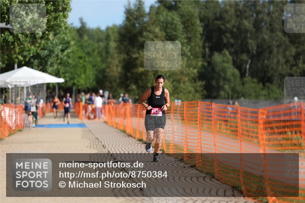 07.09.2025 - 19. Norderstedt Triathlon Michael Strokosch http://msf.ph/oto/8750384 07.09.2025 10:29:56 Laufen 1135 meine-sportfotos.de