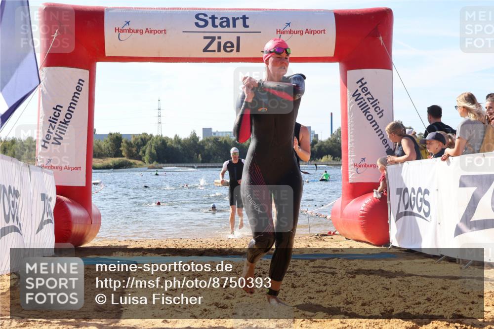 07.09.2025 - 19. Norderstedt Triathlon Luisa Fischer http://msf.ph/oto/8750393 07.09.2025 11:15:38 Schwimmen 768, 1258, 1333 meine-sportfotos.de