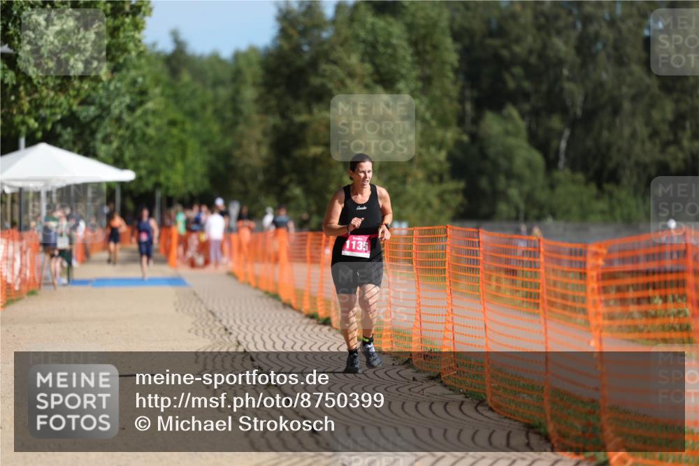 07.09.2025 - 19. Norderstedt Triathlon Michael Strokosch http://msf.ph/oto/8750399 07.09.2025 10:29:56 Laufen 1135 meine-sportfotos.de