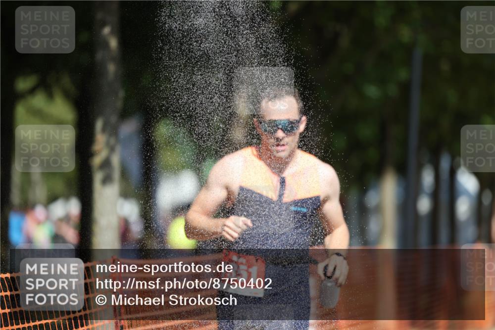 07.09.2025 - 19. Norderstedt Triathlon Michael Strokosch http://msf.ph/oto/8750402 07.09.2025 12:43:15 Laufen 818, 1294, 1351, 1379 meine-sportfotos.de