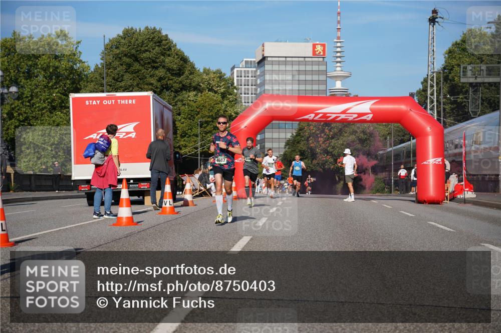 07.09.2025 - BARMER Alsterlauf Yannick Fuchs http://msf.ph/oto/8750403 07.09.2025 09:34:52 Laufen 4687, 5763 meine-sportfotos.de