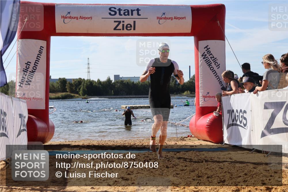 07.09.2025 - 19. Norderstedt Triathlon Luisa Fischer http://msf.ph/oto/8750408 07.09.2025 11:15:42 Schwimmen 768, 1258, 1333 meine-sportfotos.de
