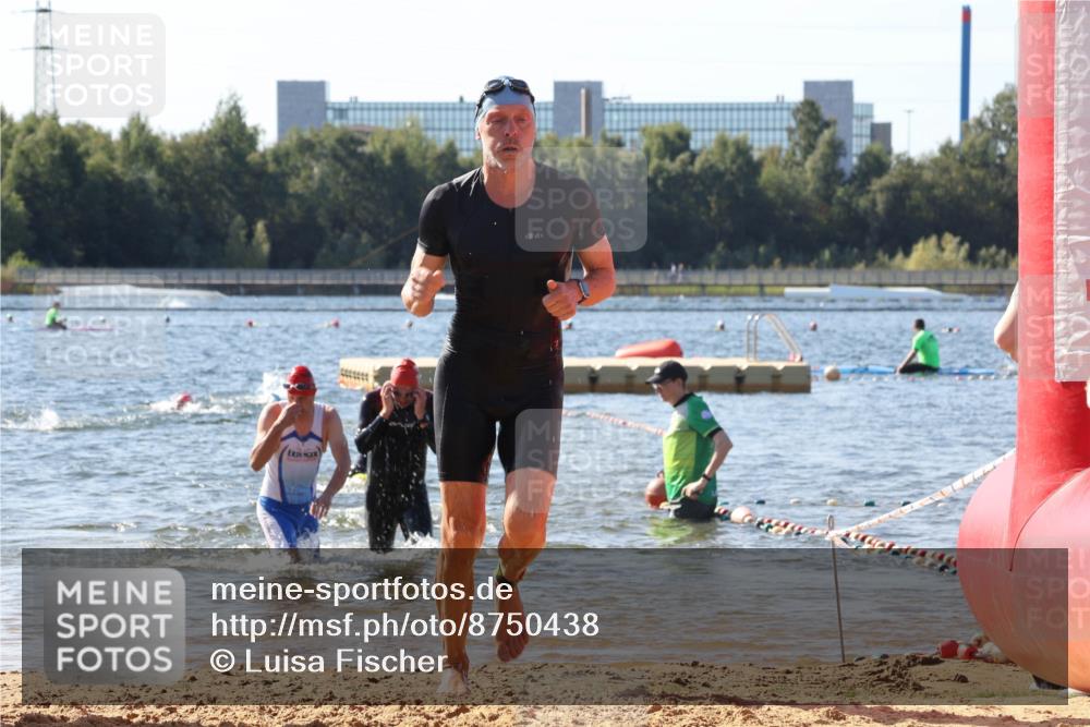 07.09.2025 - 19. Norderstedt Triathlon Luisa Fischer http://msf.ph/oto/8750438 07.09.2025 11:15:49 Schwimmen 237, 768, 1258, 1333, 1348 meine-sportfotos.de