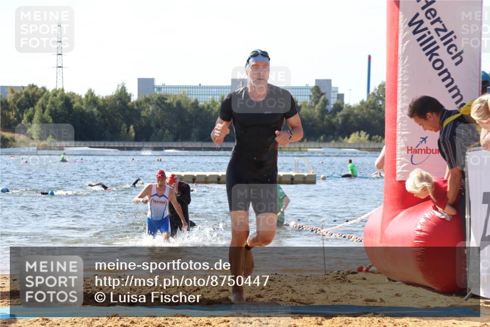 07.09.2025 - 19. Norderstedt Triathlon Luisa Fischer http://msf.ph/oto/8750447 07.09.2025 11:15:49 Schwimmen 237, 768, 1258, 1333, 1348 meine-sportfotos.de