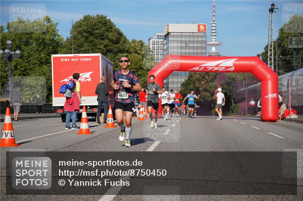 07.09.2025 - BARMER Alsterlauf Yannick Fuchs http://msf.ph/oto/8750450 07.09.2025 09:34:54 Laufen 4, 4687, 8389, 6013, 5763 meine-sportfotos.de