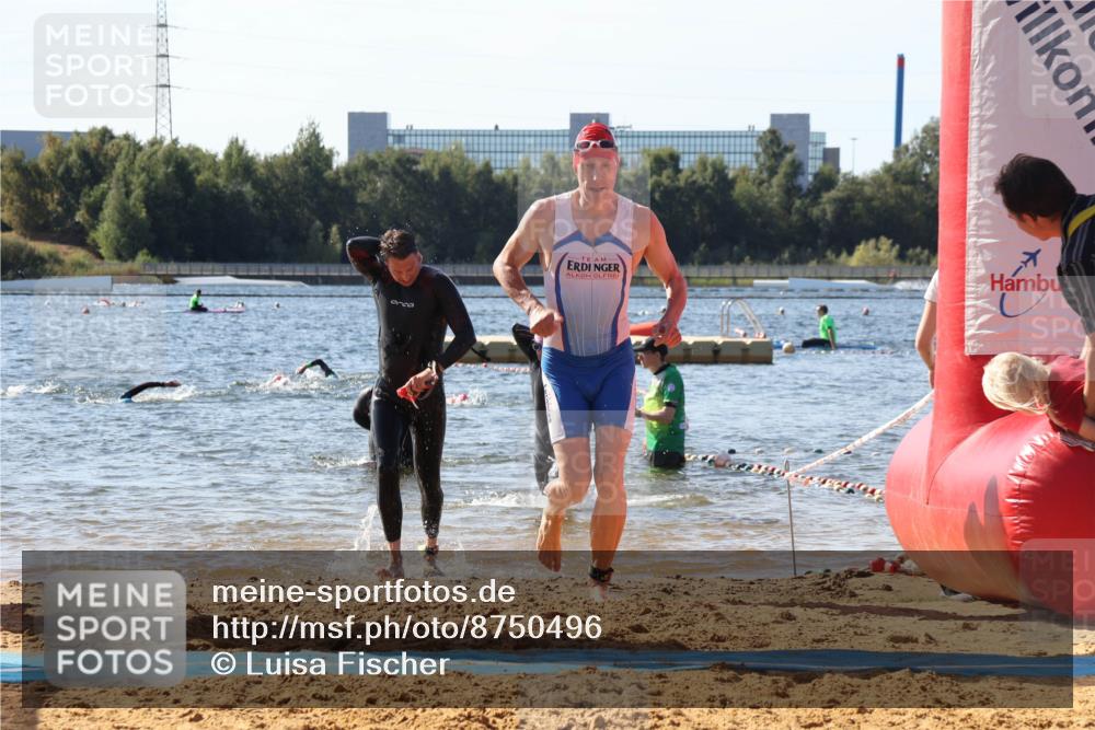 07.09.2025 - 19. Norderstedt Triathlon Luisa Fischer http://msf.ph/oto/8750496 07.09.2025 11:15:54 Schwimmen 237, 1348, 1363 meine-sportfotos.de