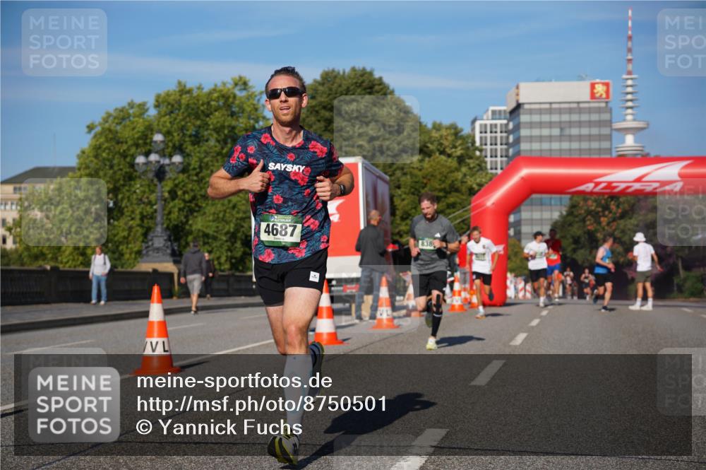 07.09.2025 - BARMER Alsterlauf Yannick Fuchs http://msf.ph/oto/8750501 07.09.2025 09:34:55 Laufen 4687, 838 meine-sportfotos.de