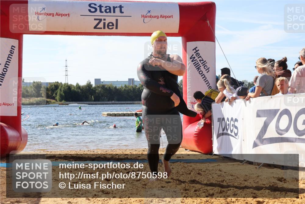 07.09.2025 - 19. Norderstedt Triathlon Luisa Fischer http://msf.ph/oto/8750598 07.09.2025 11:16:05 Schwimmen 186, 190, 1348, 1363 meine-sportfotos.de